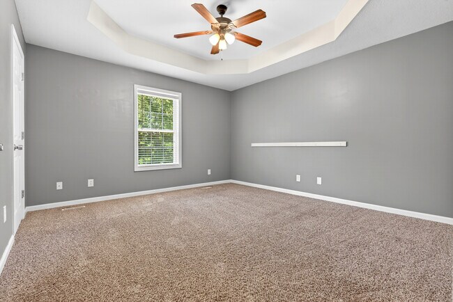 Building Photo - 3364 N Henderson Way
