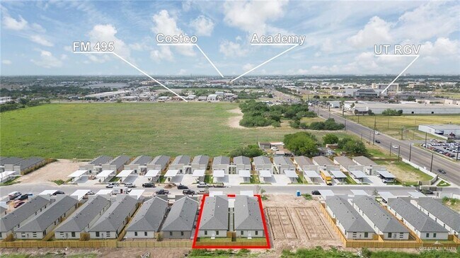 Building Photo - 21 Violet Ave W