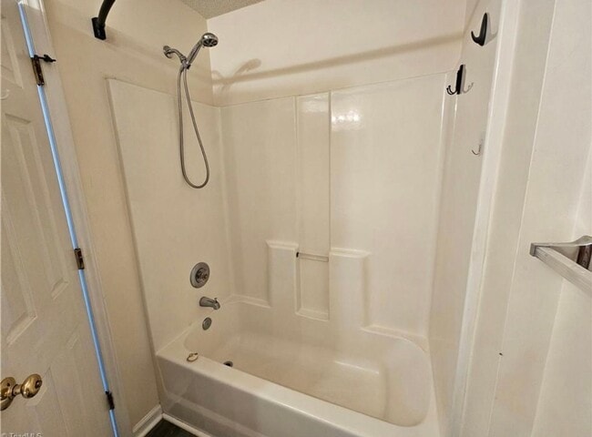 Building Photo - 2nd-level, 2-bedroom, 2-full bath condo