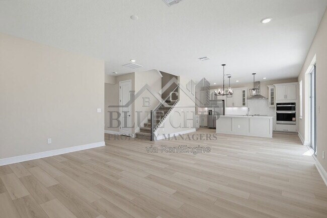 Building Photo - 1129 British Cir