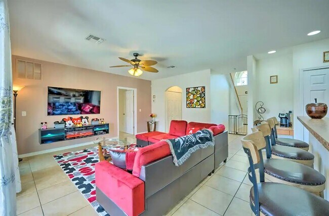 Building Photo - 148 Miro Dr