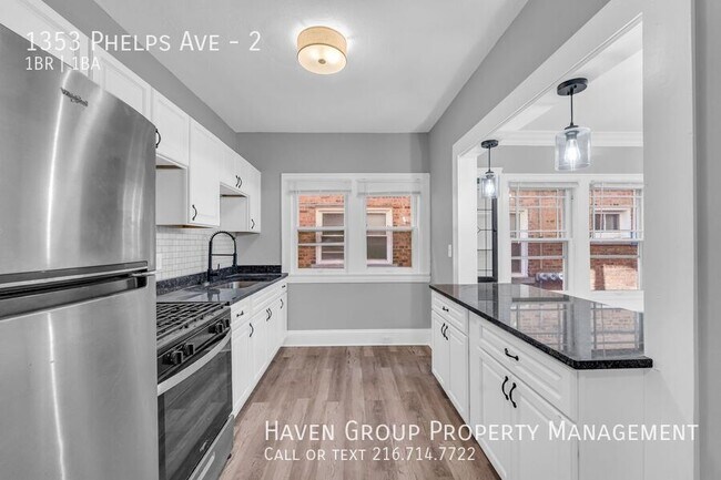 Building Photo - 1353 Phelps Ave