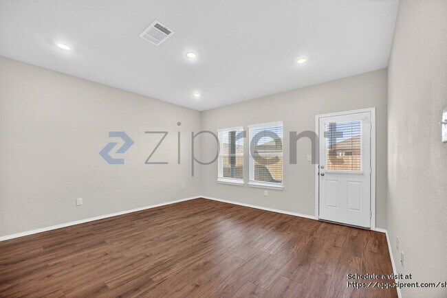 Building Photo - 2885 Wolfcreek