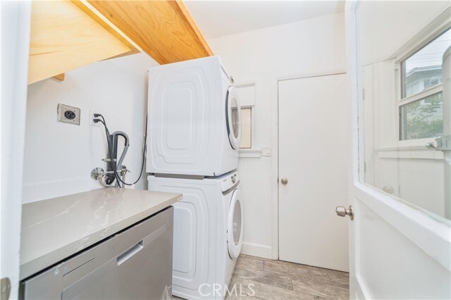 Building Photo - 1253 Del Rey Ave