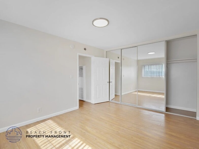 Building Photo - 8306 W Manchester Ave