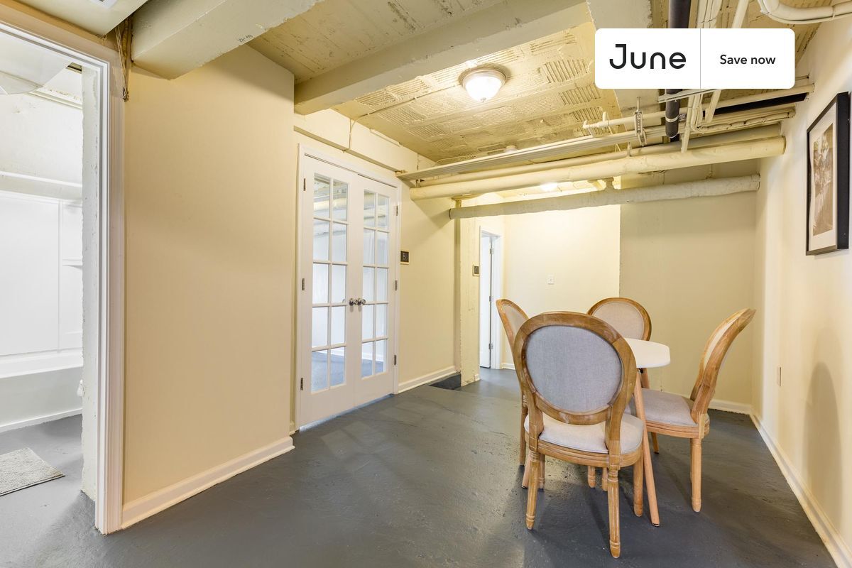 Building Photo - 1811 S Street NorthWest