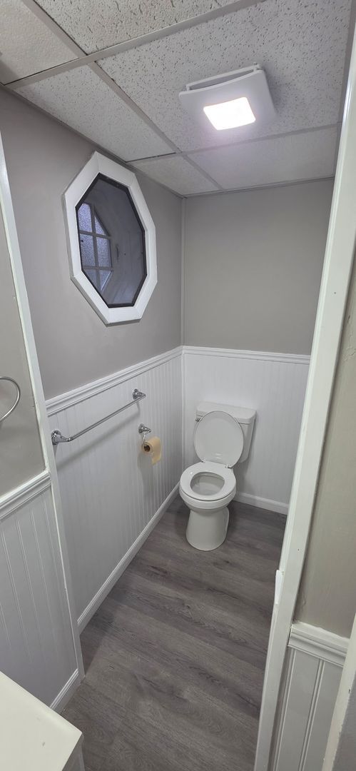 Building Photo - 123 W Main St