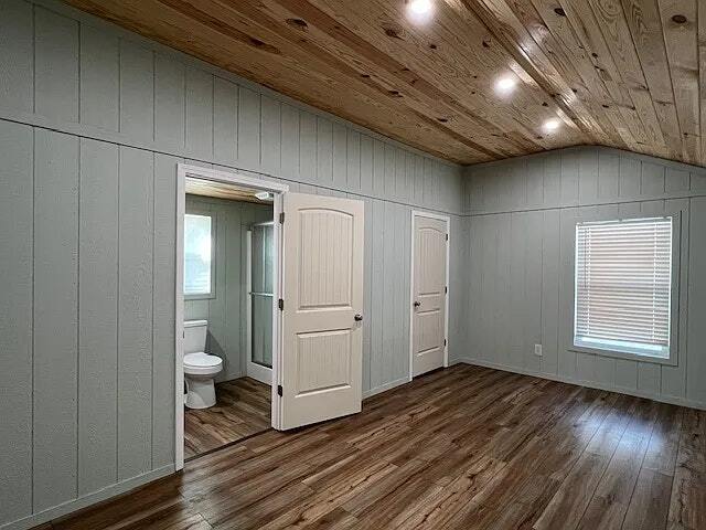 Building Photo - 1674 N Oliver St