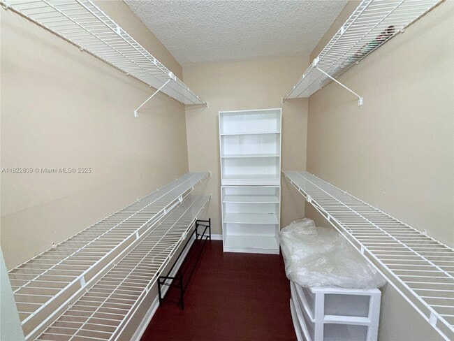 Building Photo - 9352 S Belfort Cir