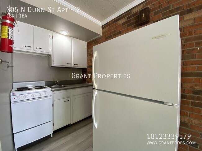 Building Photo - 305 N Dunn St