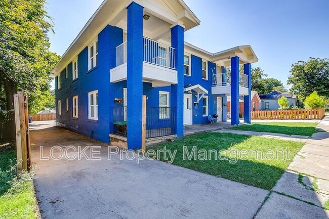 Building Photo - 1016 E Arlington Ave