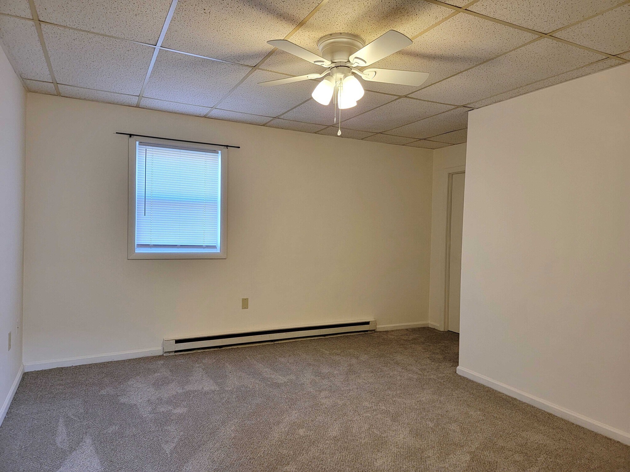 Building Photo - 84 Gross St