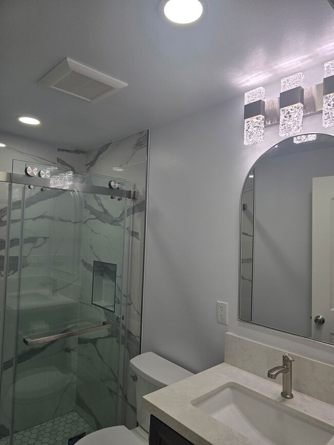 Building Photo - Cozy Unit in Westminster for Lease