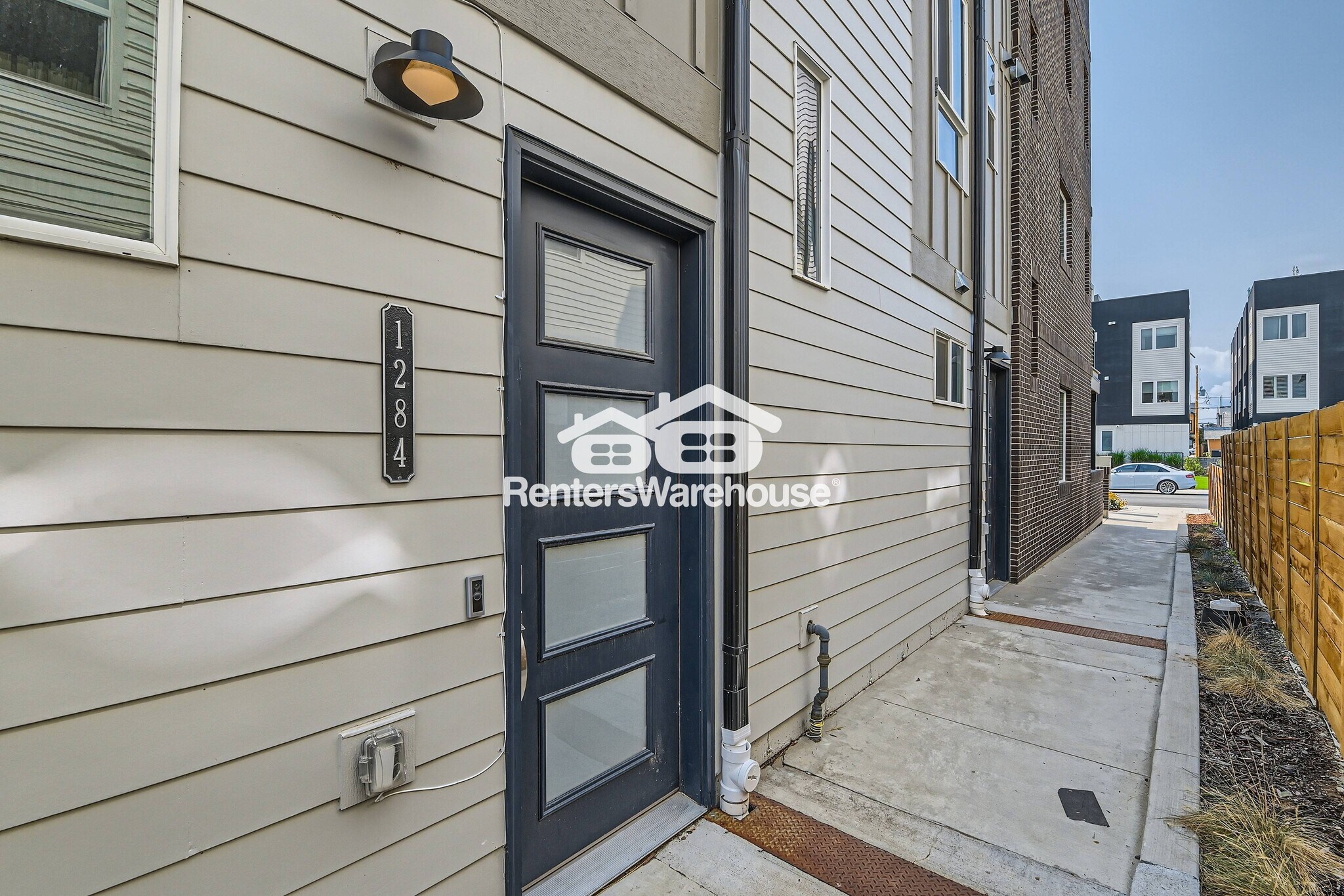 Building Photo - 1284 Stuart St
