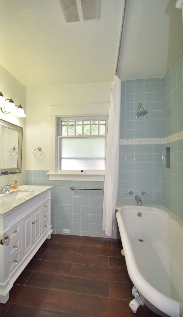 Building Photo - Beautiful Unique Home in Downtown Lebanon!