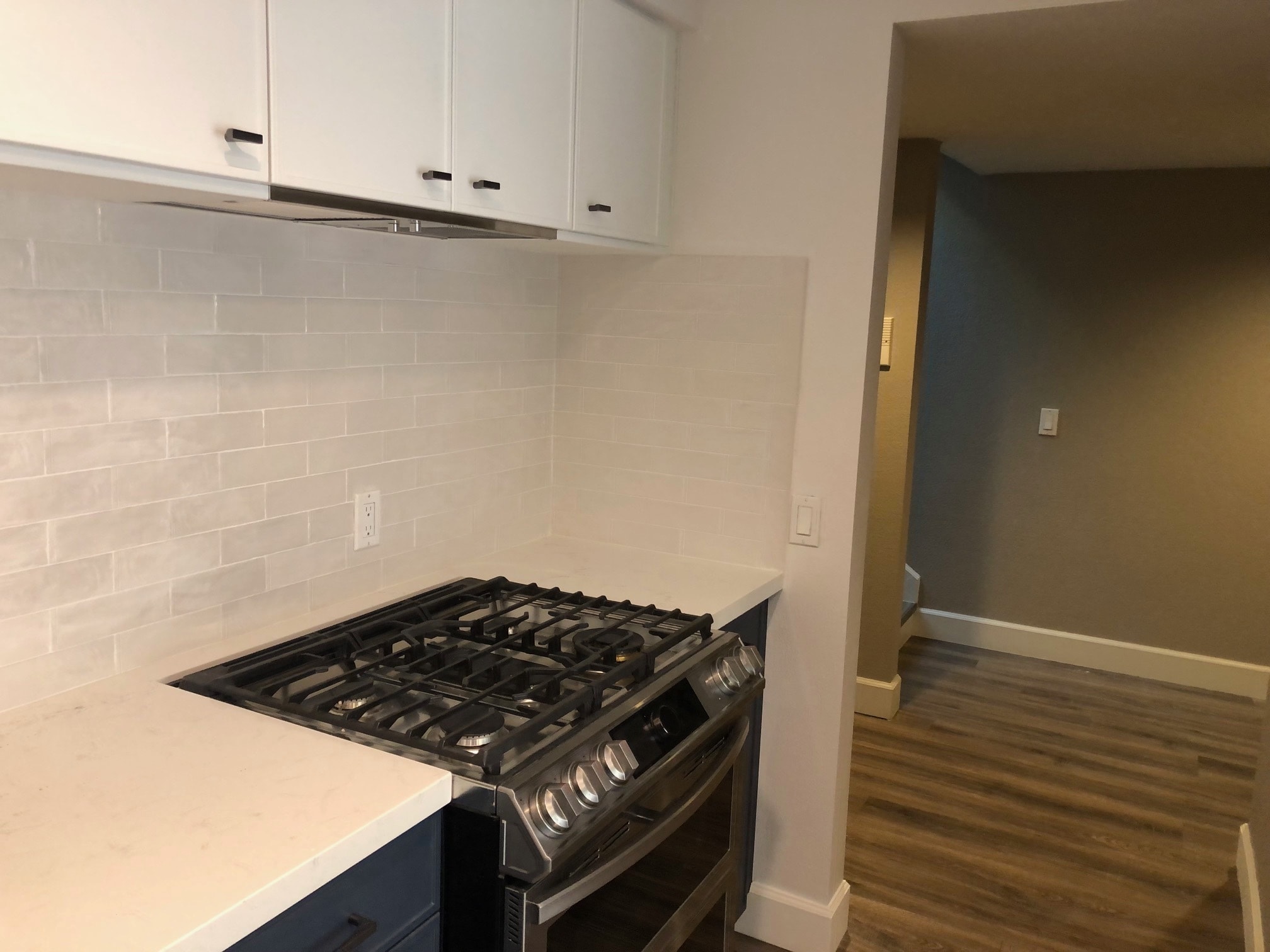 Building Photo - 3333 Primera Ave