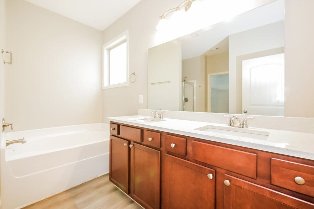 Building Photo - 236 High Ct Way