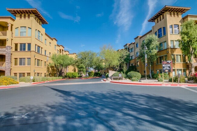 Building Photo - 5450 E Deer Valley Dr