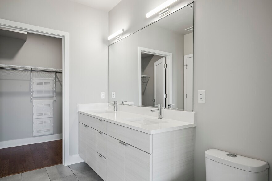 Building Photo - 506 Diamondback Dr