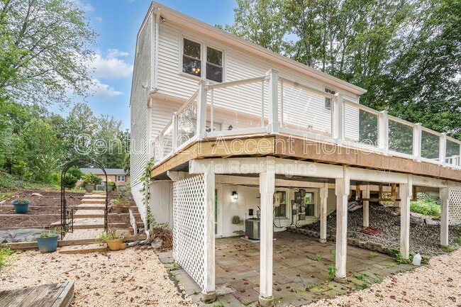 Building Photo - 11959 Governors Ct
