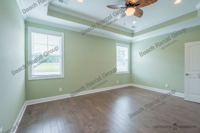 Building Photo - 121 Champions Village Dr