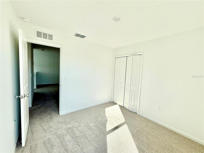 Building Photo - 3783 NE 30th Ter