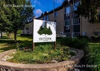 Building Photo - 5600 N Main St