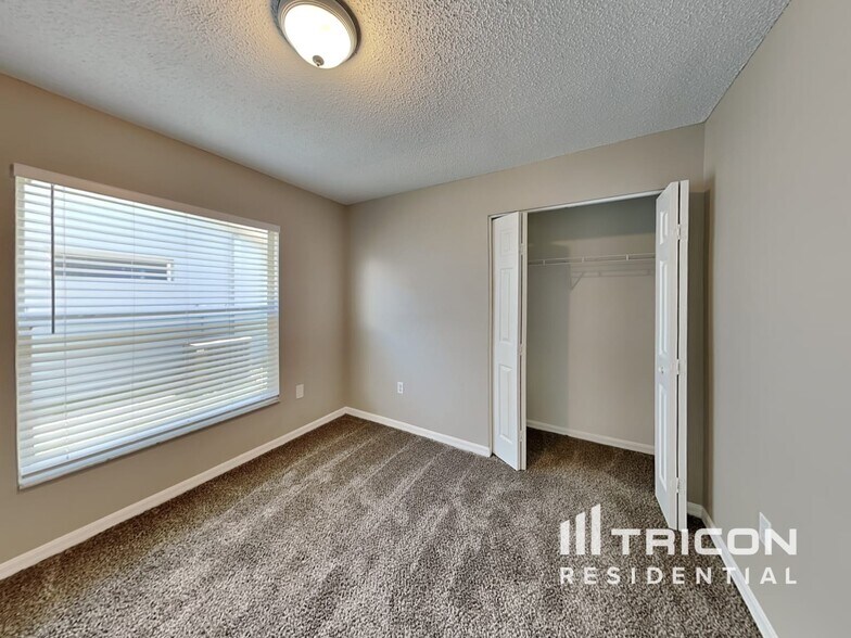 Building Photo - 12906 Brant Tree Dr