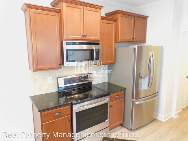 Building Photo - 3 br, 2.5 bath House - 4028 Canterwood Drive
