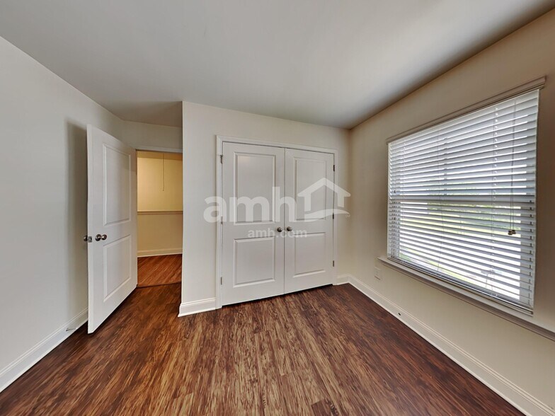 Building Photo - 264 Makenna Dr