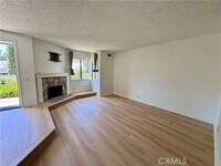 Building Photo - 4 Viento Dr