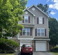 Building Photo - 310 Winding Hill Dr