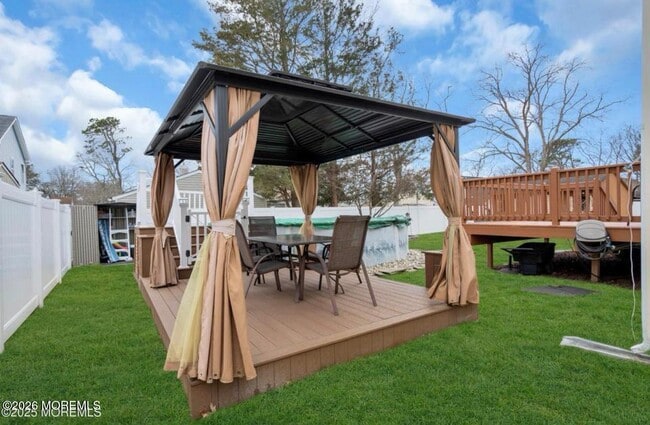 Building Photo - 2317 South St