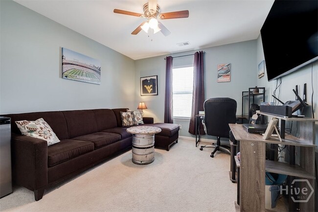 Building Photo - 285 Willow Point Cir