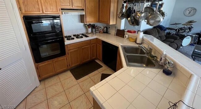 Building Photo - 3316 Diego Bay Cir