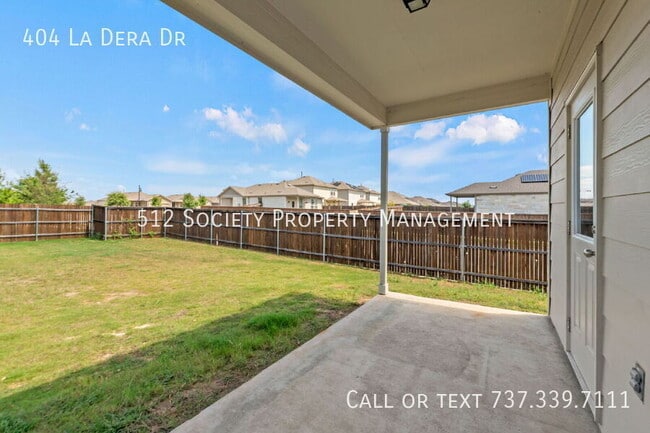 Building Photo - 404 La Dera Dr