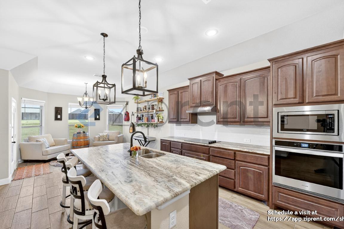 Building Photo - 12501 Eagles Bluff