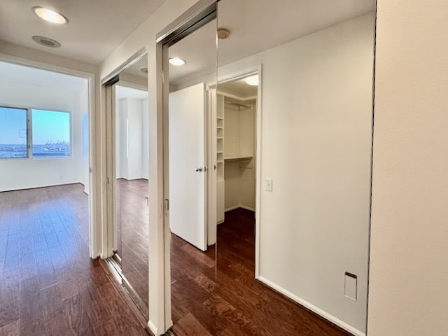 Building Photo - 525 E Seaside Way