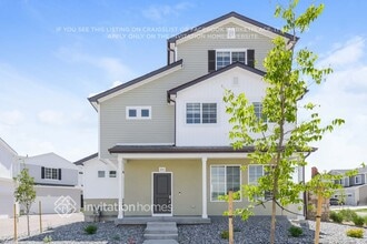 Building Photo - 3341 Streamwood Dr