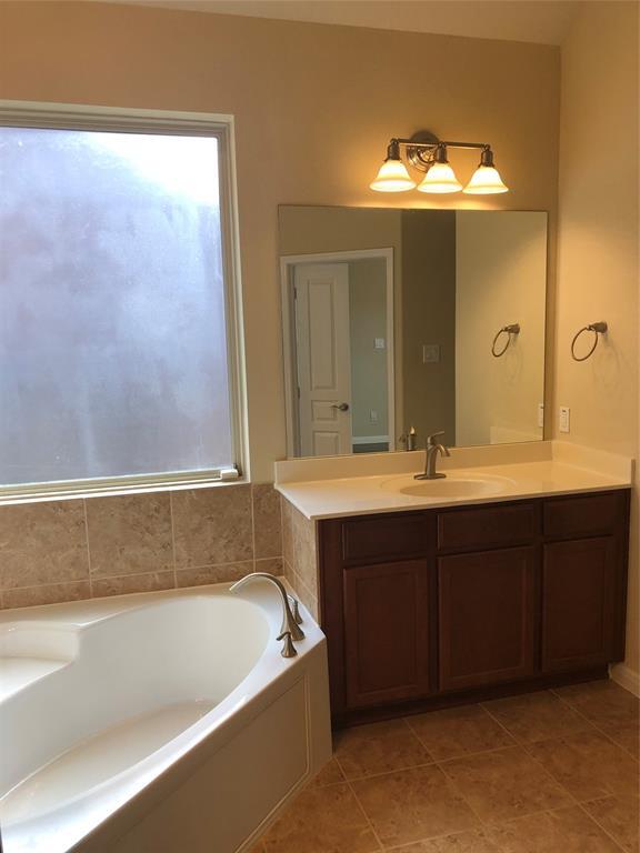 Building Photo - 4823 Lennon Park Ct