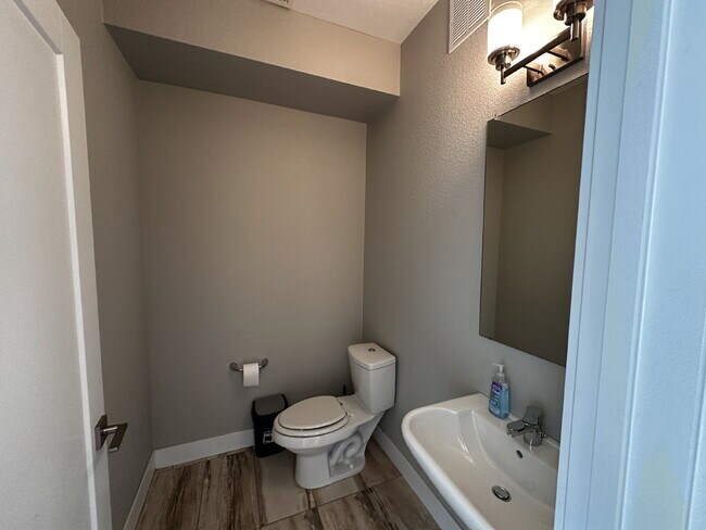 Building Photo - "Experience Modern Comfort: Spacious 2-Bed...