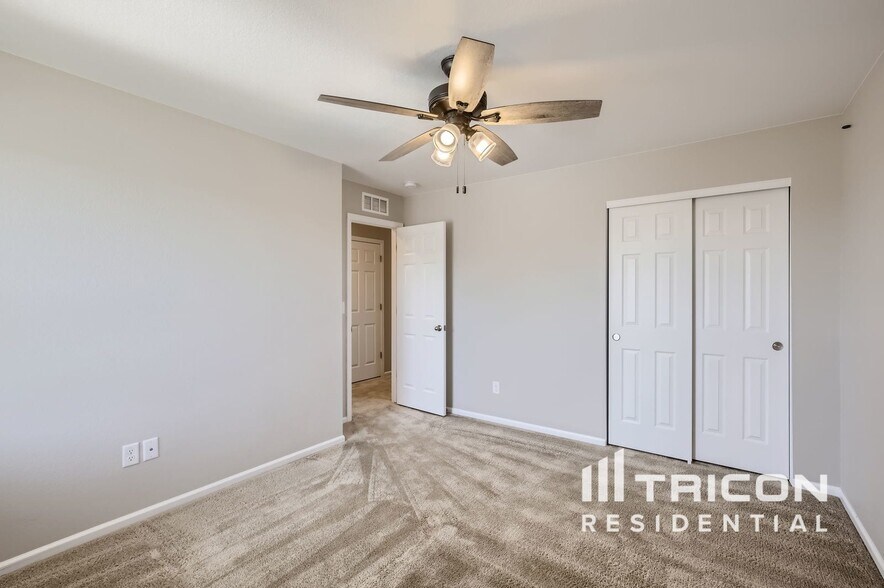 Building Photo - 1813 Paley Dr