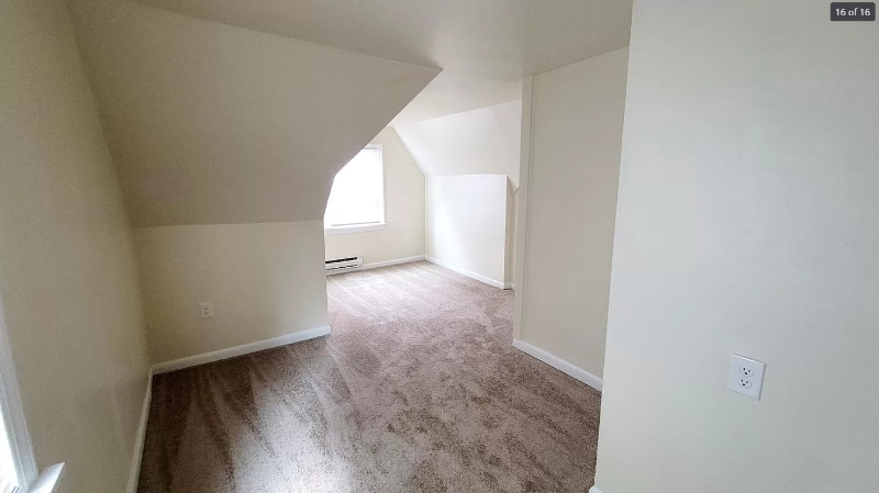 Building Photo - 1306 Bowen St