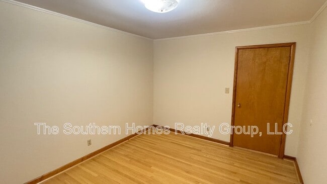 Building Photo - 115 Co Rd 576