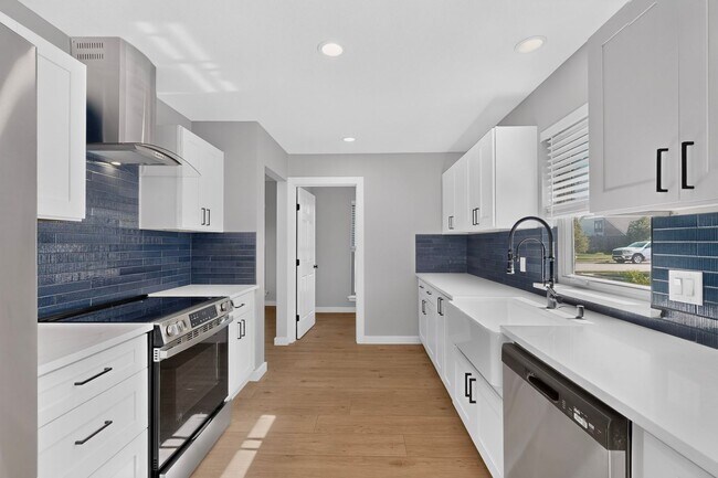 Building Photo - Renovated Home In the Coveted Allen ISD