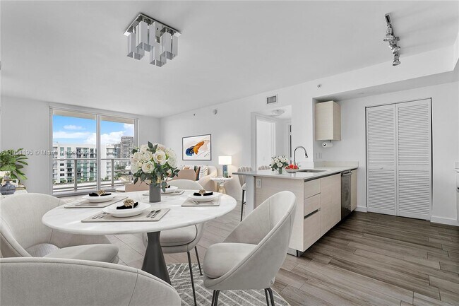 Building Photo - 4250 Biscayne Blvd