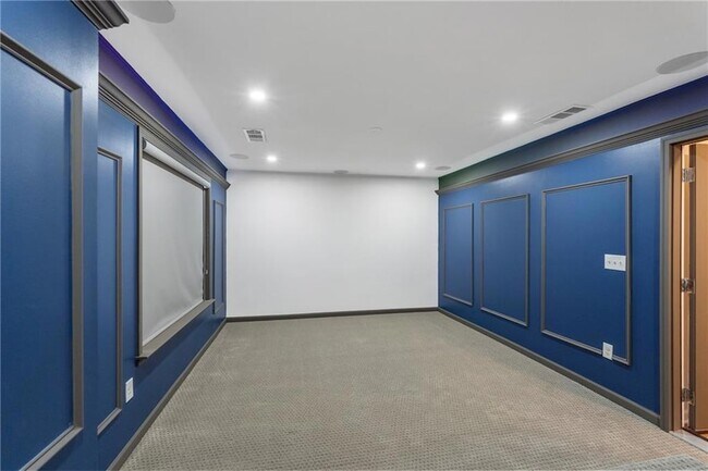 Building Photo - 865 Great Glen Pl