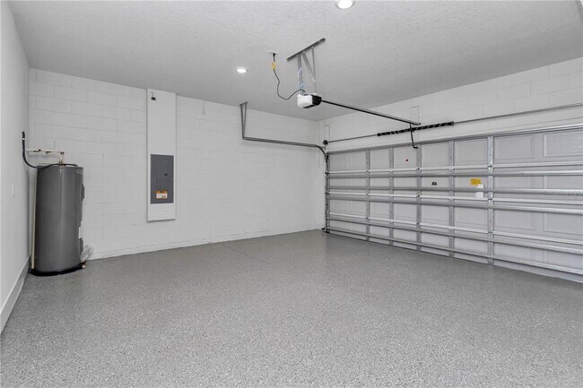 Building Photo - 14935 SW 24th Cir