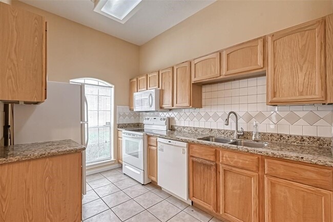 Building Photo - 2710 Grants Lake Blvd