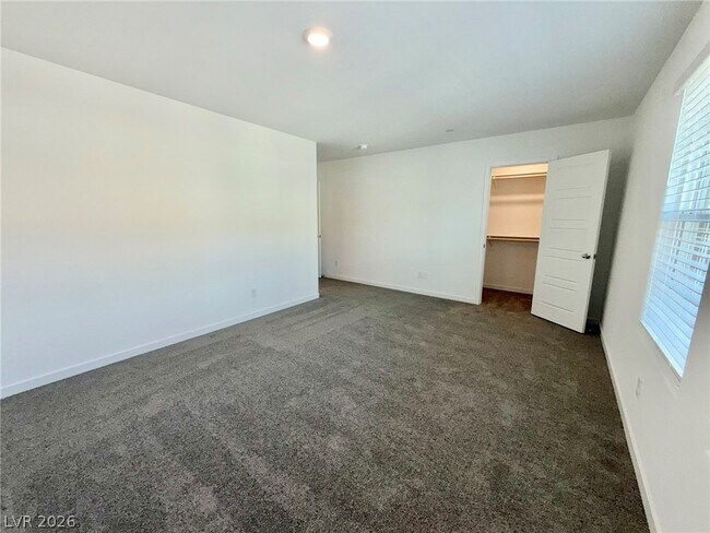 Building Photo - 913 Rosy Starling St